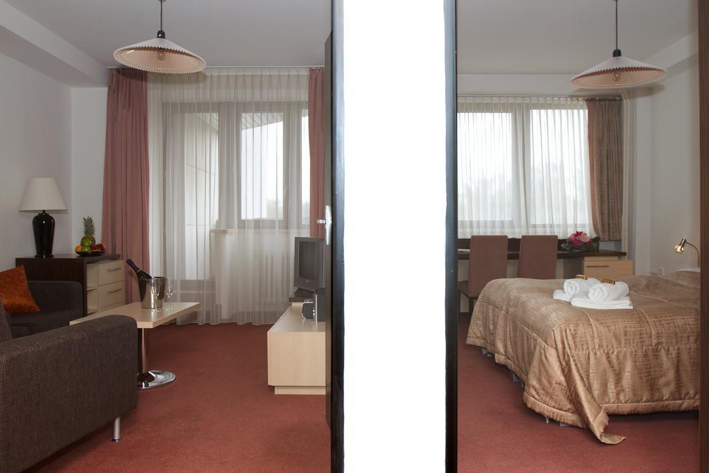 世博会酒店 布拉迪斯拉发 客房 照片